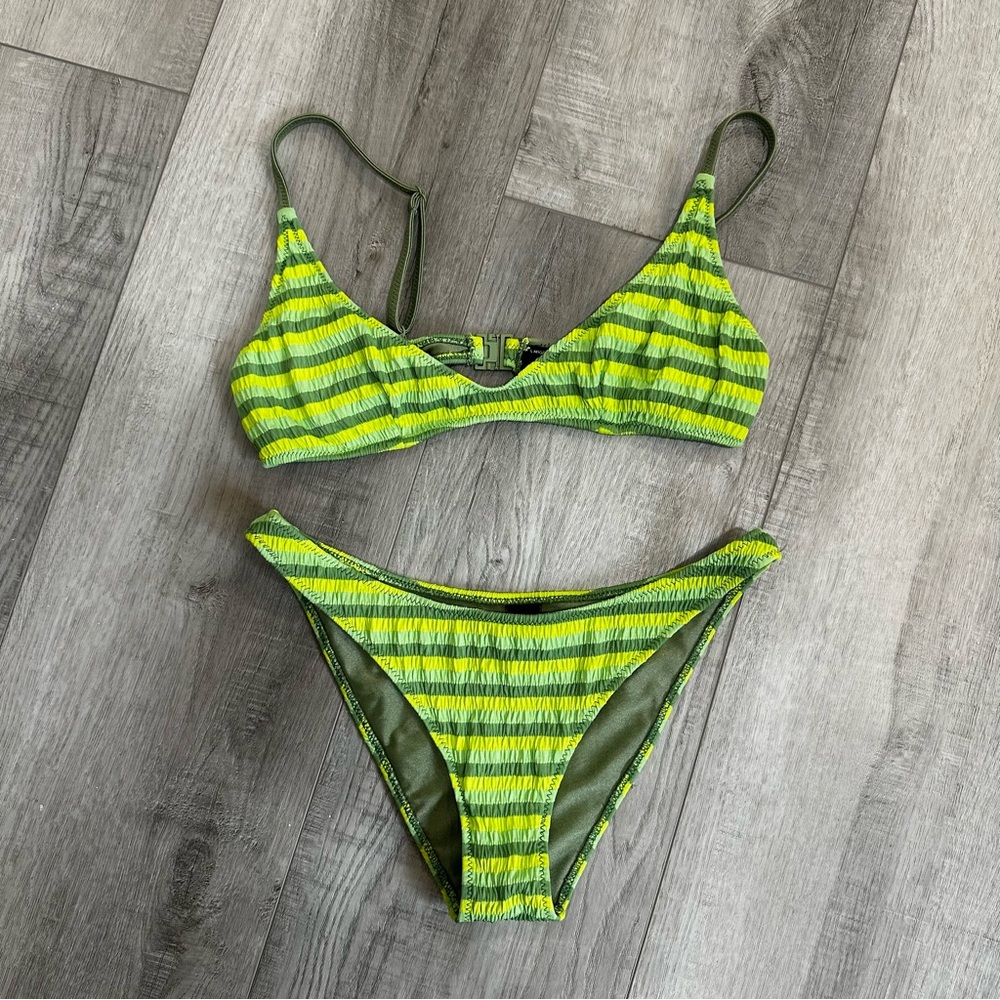 Triangl Maia Fescue Bikini, size large